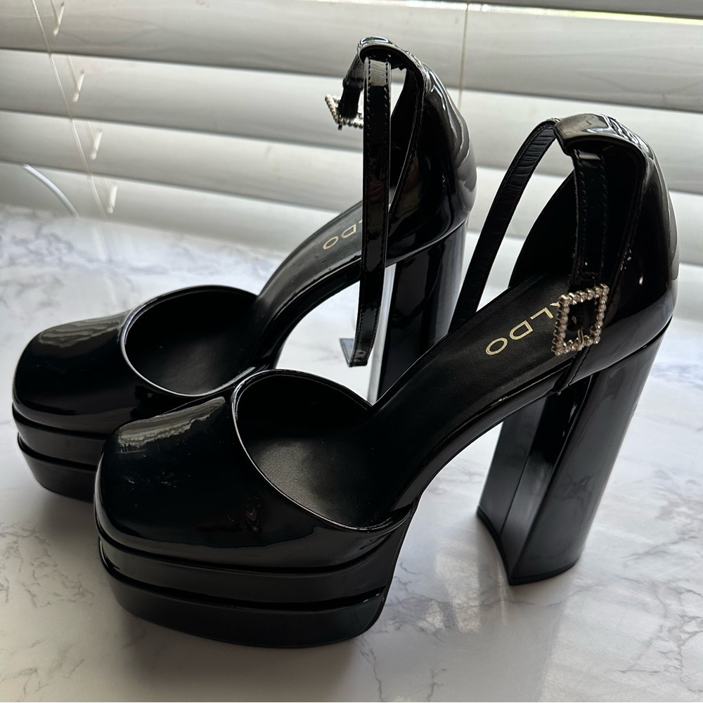 ALDO Grande Platform Pumps